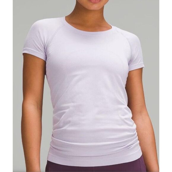 LULULEMON SWIFTLY TECH CREW lavender SHORT SLEEVE SEAMLESS T SHIRT TOP sz 12 - Picture 1 of 7